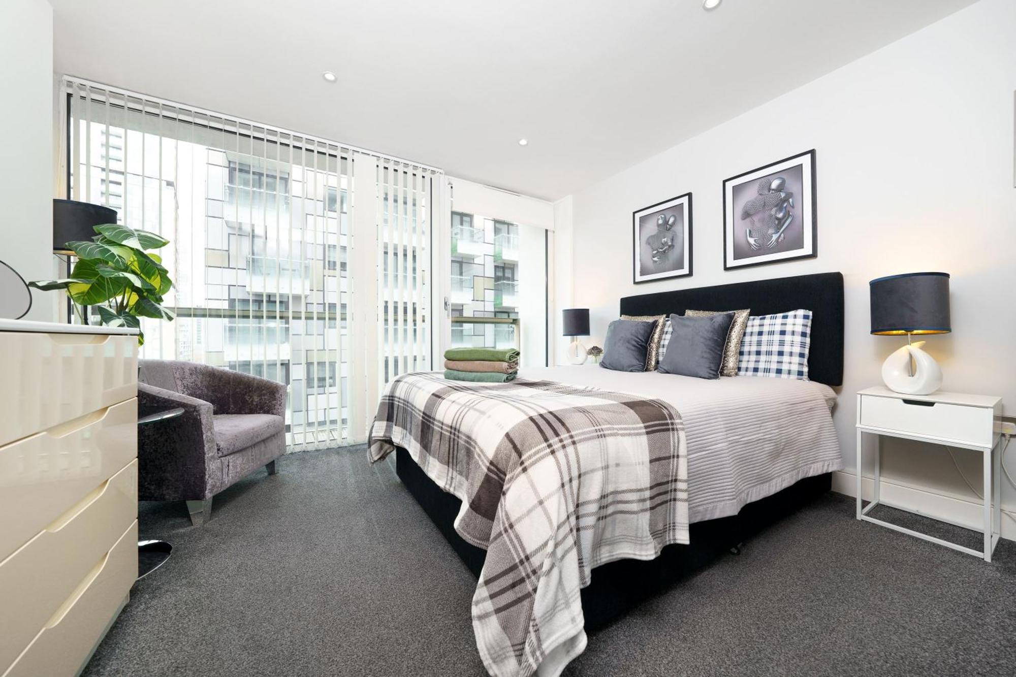 Cobalt Point 2 Apartment Londra Exterior foto
